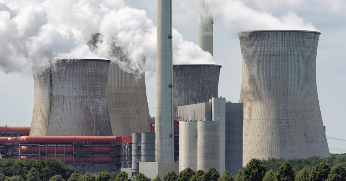 Dit is hét moment om over te stappen van kolen op duurzame stroom Change Inc.