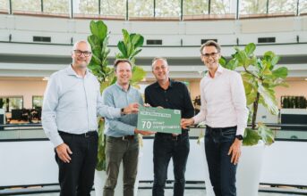 Overhandiging van cheque Greenchoice aan Energiebank